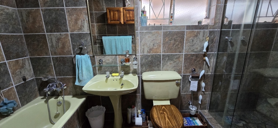 4 Bedroom Property for Sale in Abrahamsrust Free State